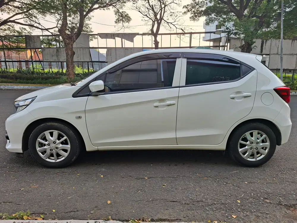 Honda Brio E 2021 Matik Servis Record Dari Baru Sangat Mulus Km 34.000