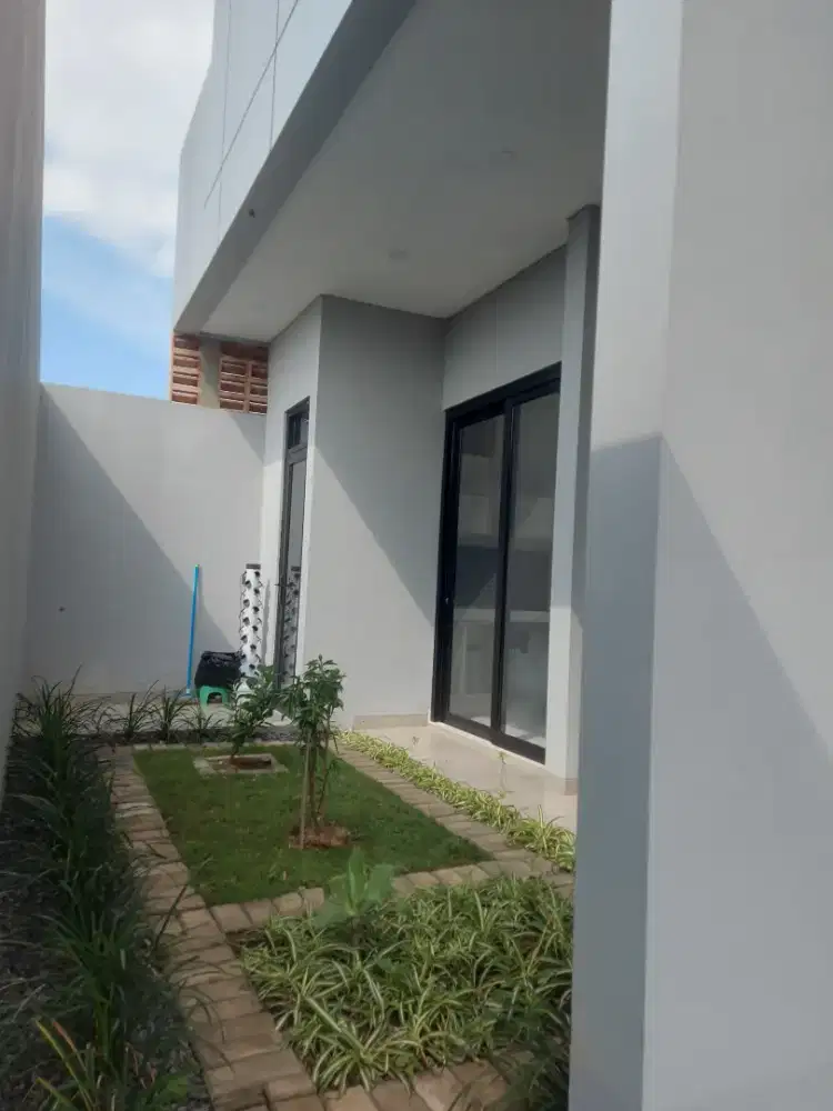 Rumah Mewah Harga Murah, 1,3M an View indah, dekat ke Kota Bandung SHM