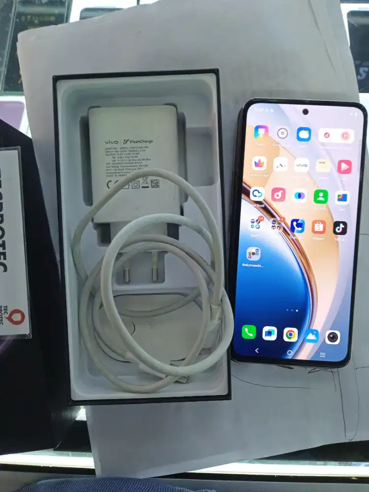 Vivo V40 lite 4G 8+8