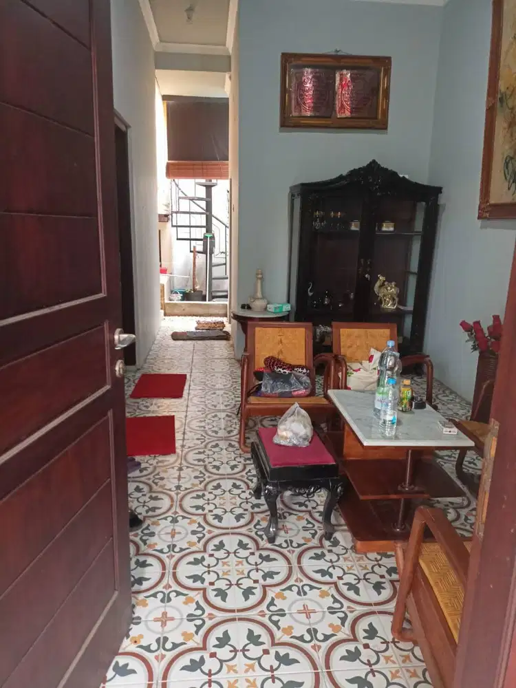 RUMAH DIKONTRAKAN MURAH MERIAH