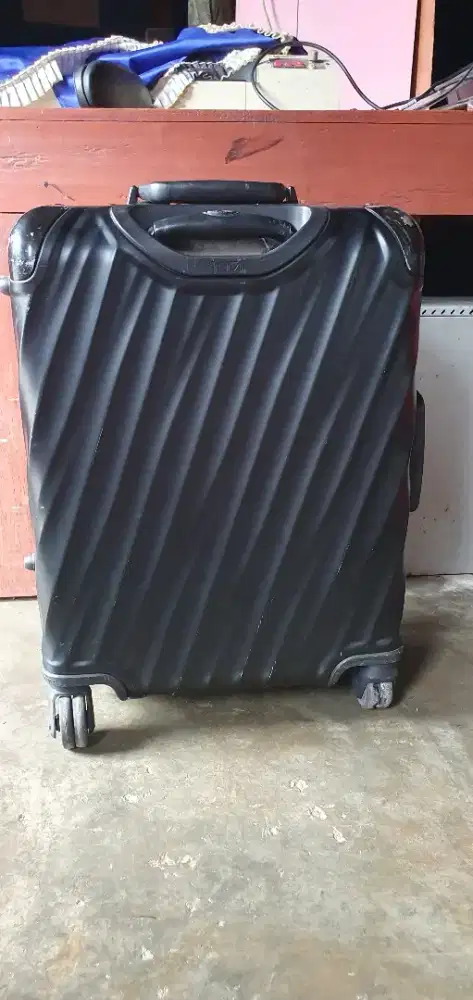 Jual koper tumi 19 degree aluminium