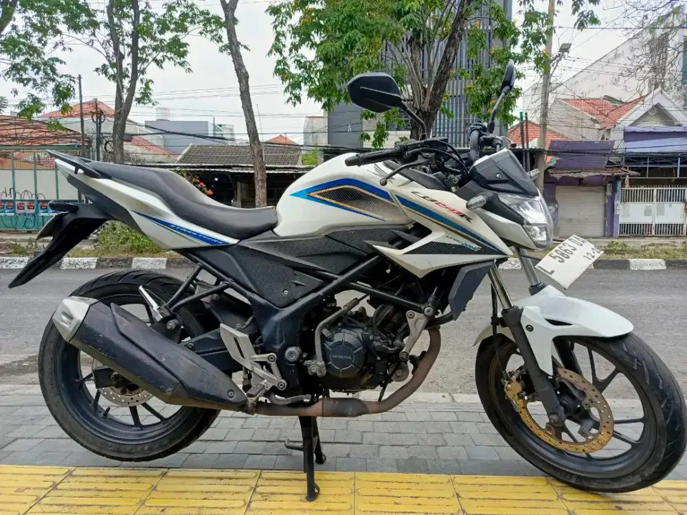 CB150R LED 2015 SUPER HALUS PAJAK HIDUP LENGKAP