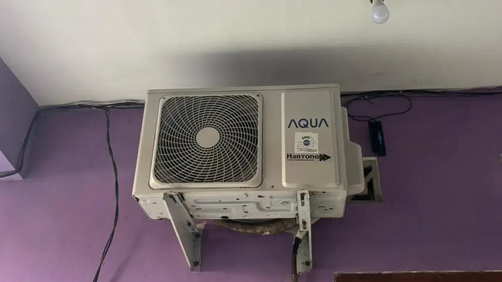 Dijual cepat AC 1/2pk