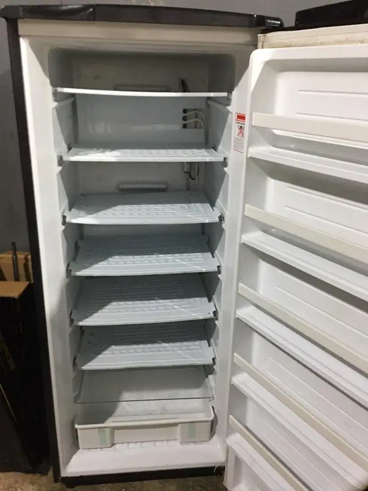 Jual FREEZER merek AGUA