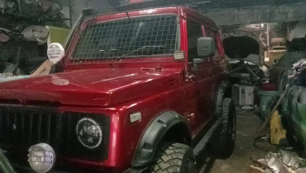Suzuki Jimny 1988 Bensin