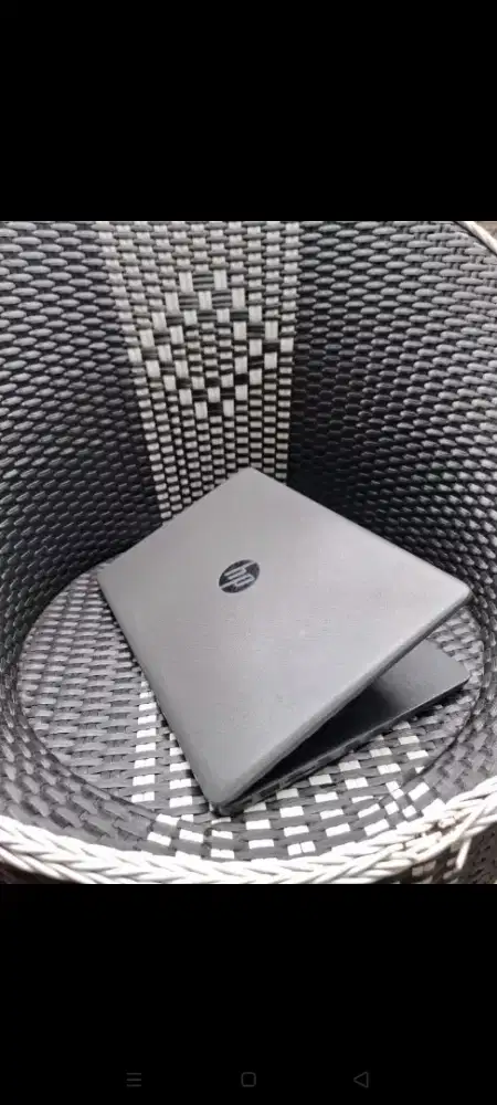 Hp Elitibook 240 G7 

Intel Core i5 Gen 8 8(CPUs)