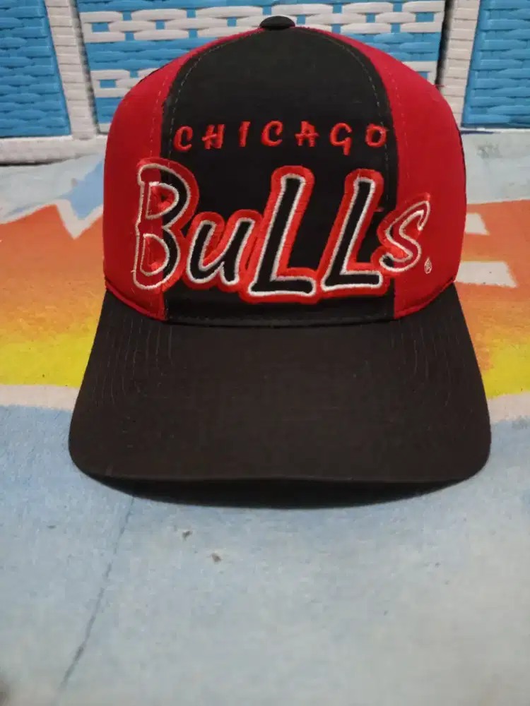 VTG 1990s Chicago Bulls Tri-Power Starter Snapback Hat