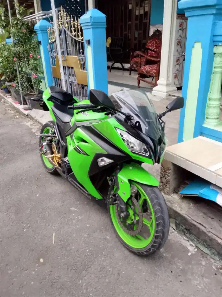 Dijual motor ninja kawasaki 250 cc