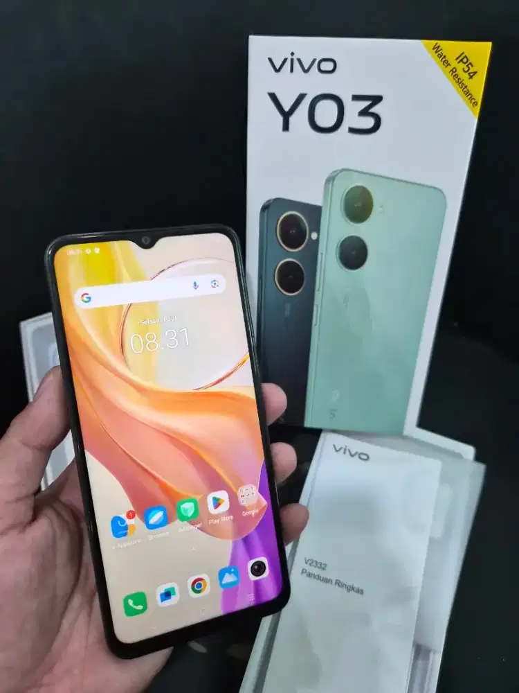Vivo y03 ram 4+4/128
