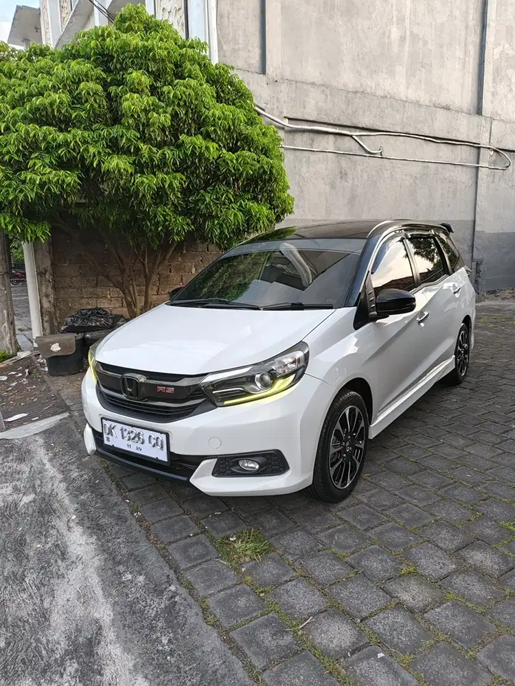 Honda Mobilio E 2019 matic asli bali