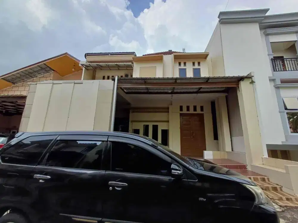 Disewakan Rumah di komplek Demang Azhar