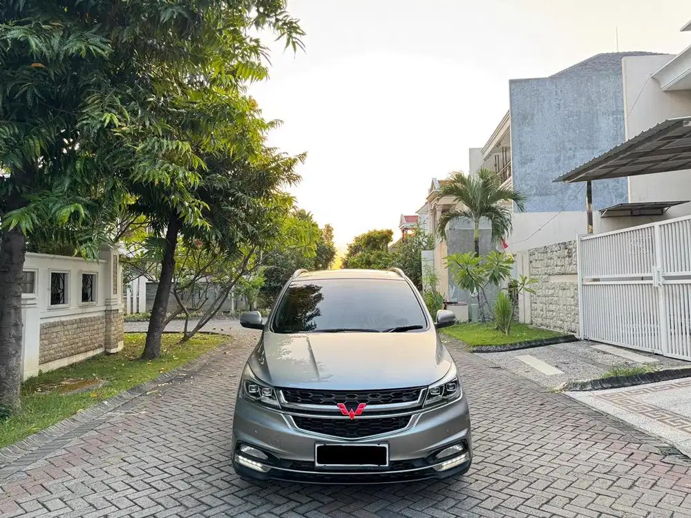 Wuling Cortez LT Lux 1.5 Matic 2022 PMK 2023 Grey Facelift Plat B