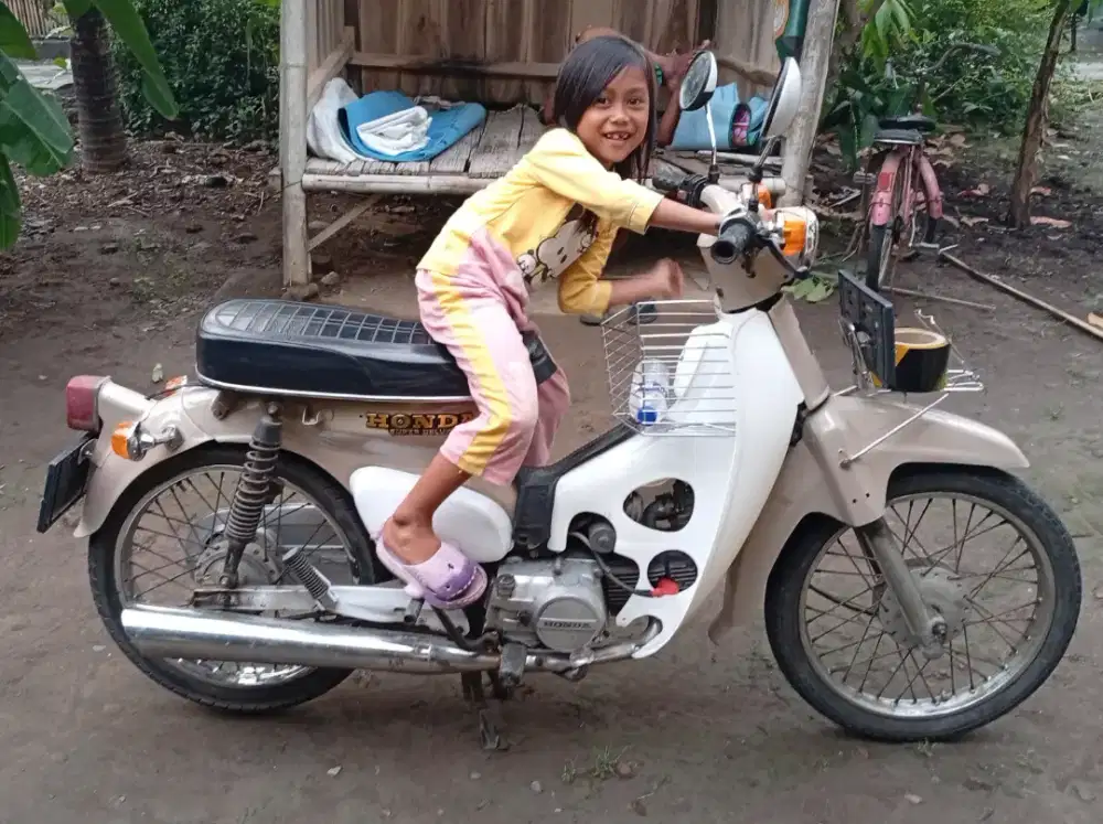 C70 pitung clasic retro basic astrea