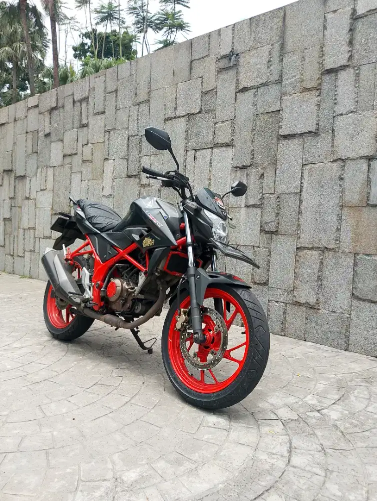 CB150R StreetFire SE