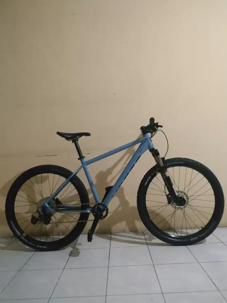 Sepepeda MTB Venzo phevos 27,5