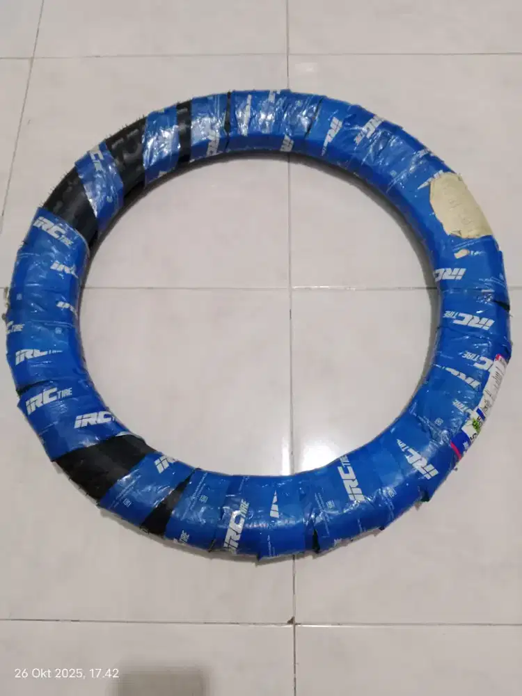 Ban IRC ring 18 buat motor scorpio z / rx king