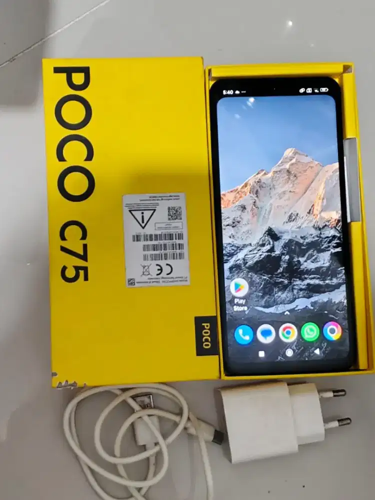 dijual poco c75 8/256 fullset