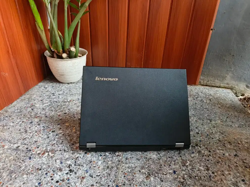 Laptop Lenovo E46