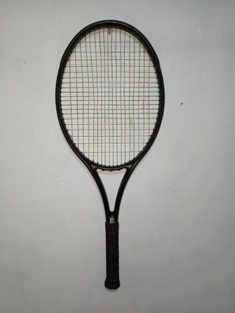 RAKET TENNIS BORIS BECKER