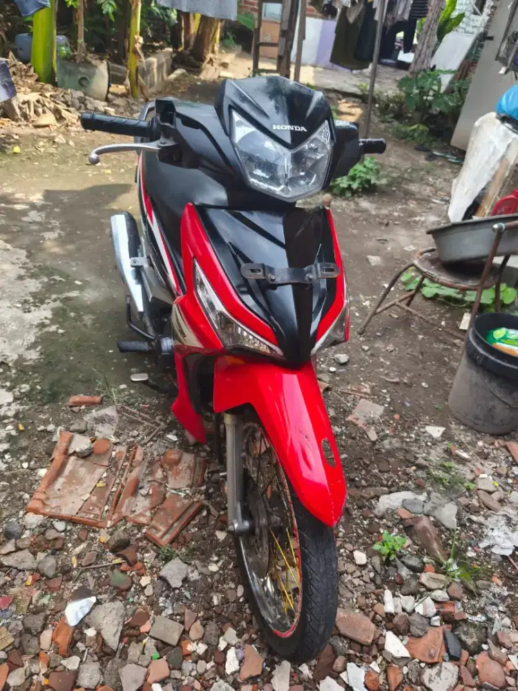 Supra x 125 tahun 2014