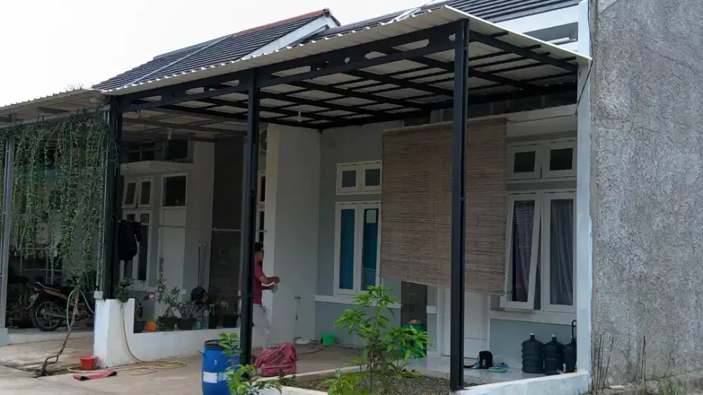 Kanopi baja ringan