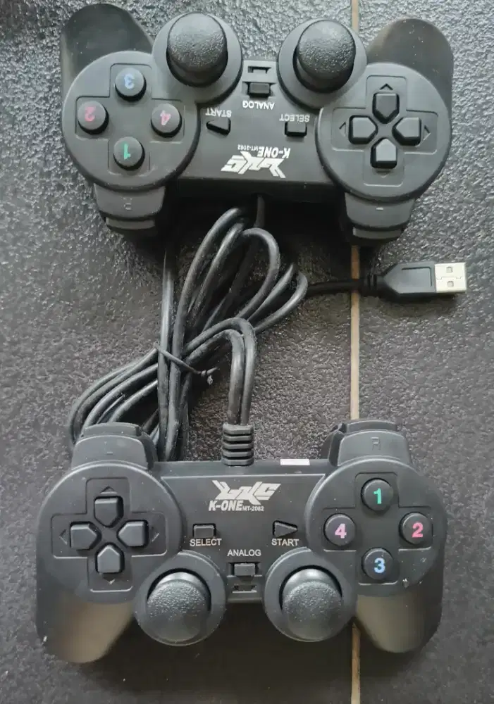 Console, PC DUAL SHOCK CONTROLLER