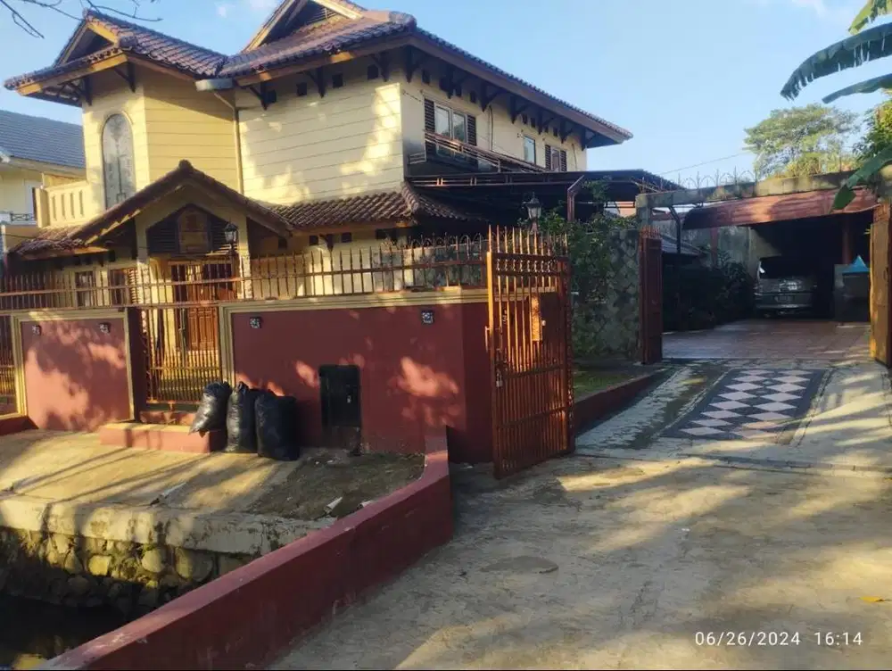 Rumah luas strategis pinggir toll JORR, dekat Antam dan DPP PKS