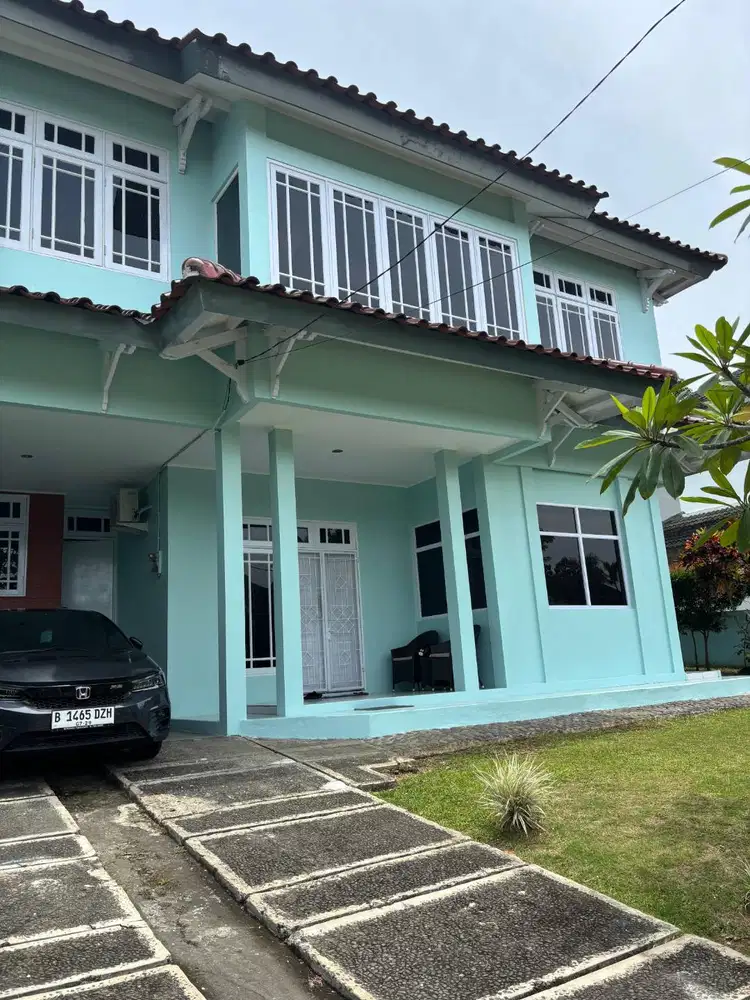 Dijual Villa Modern. Complex 15 rumah. Pantai 50m. Cimaja 1km