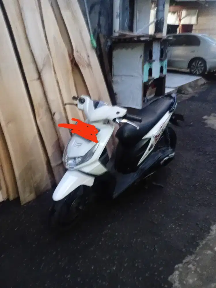 Motor Beat karbu tahun 2010 body mulus siap dipakai