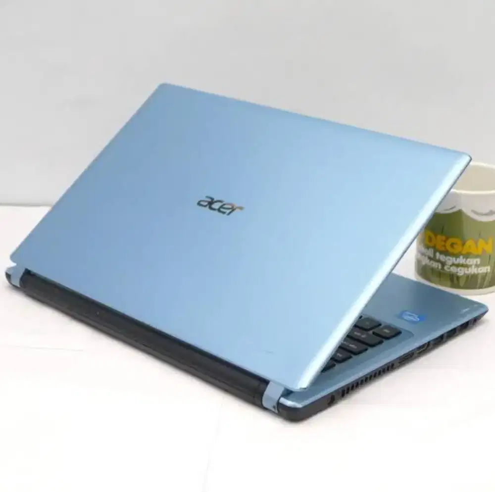 Laptop bekas Acer Aspire V5-432