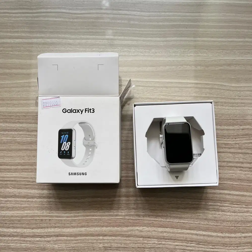 WTS Samsung Galaxy Fit3 Smartwatch (Silver)