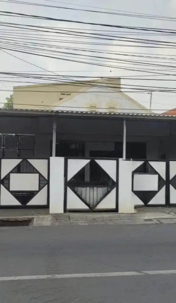 HOT LIST!! RUMAH KUTISARI 
Area Usaha ramai