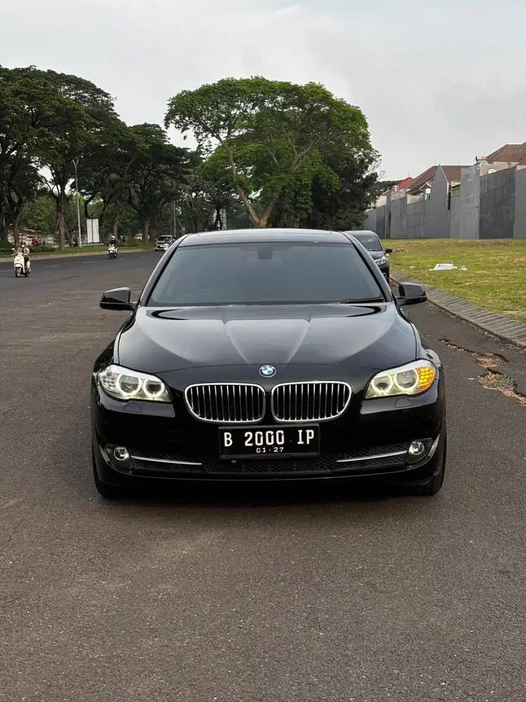BMW 520i 2013 2.0 Turbo