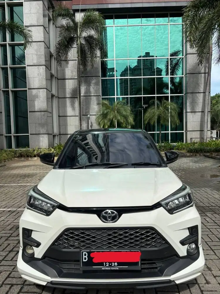 Dijual cepat Toyota Raize 1.0 GR Sport Two Tone AT tahun 2021