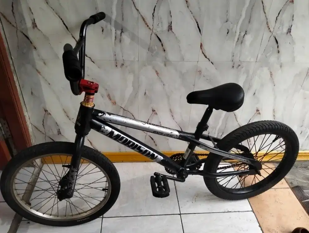 Jual Sepeda bekas  BMX siap pakai Cijantung Jakarta Timur