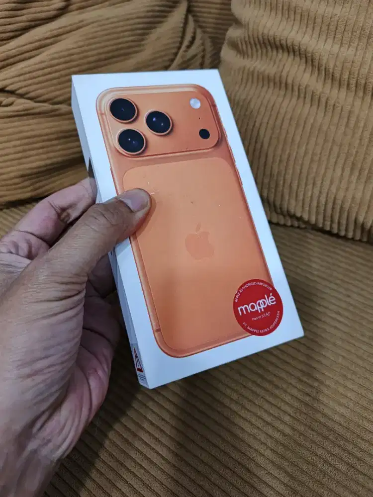 Iphone 17 pro 256gb resmi Indonesia garansi 1 tahun resmi Indonesia