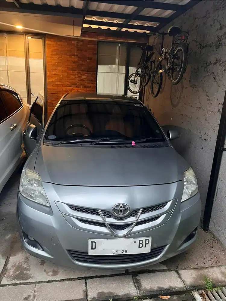 TOYOTA VIOS (not LIMO) 2008 M/T km pendek pjk on plat D atas pribadi