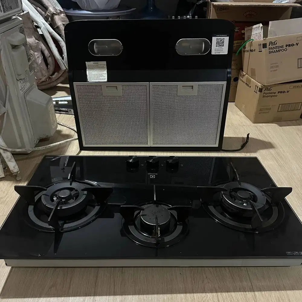 Kompor Gas Tanam 3 Tungku + Cooker Hood - Merek ELECTROLUX