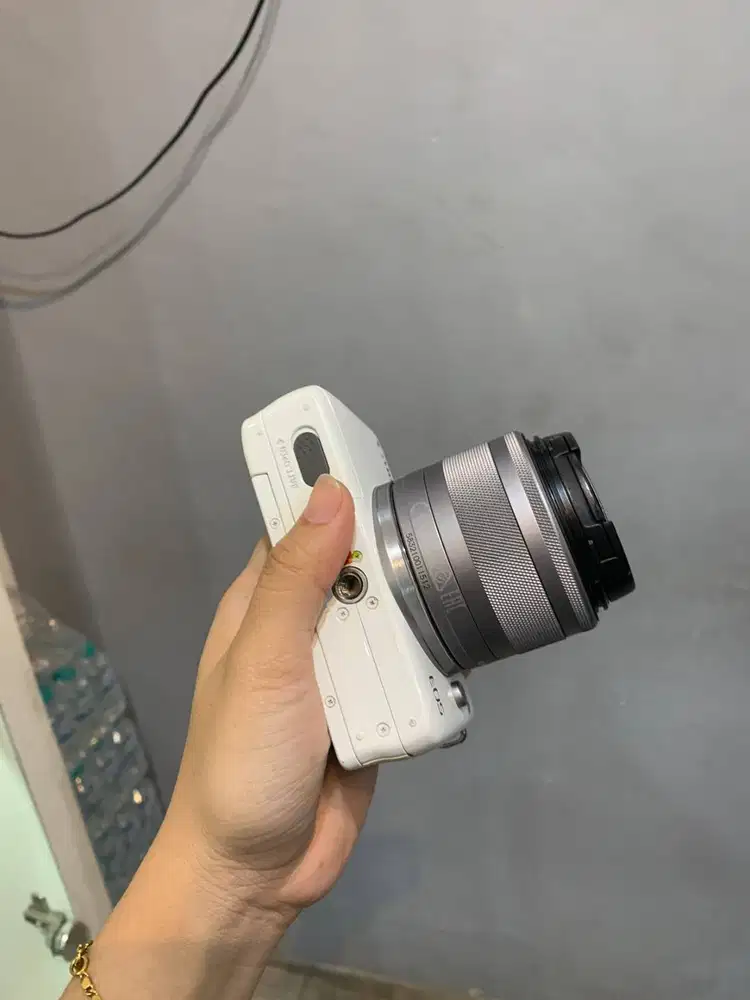 CANON M10 + KIT PUTIH KIT ICM 1138