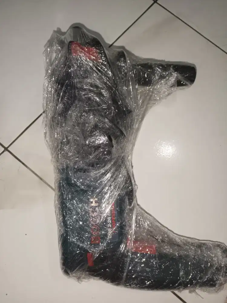 Bor bobok tembok
