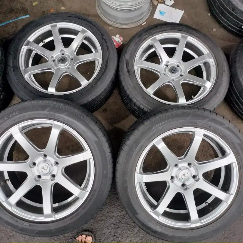 Velg ring 17 pcd 5x114,3 ET 38 ban 215/55 r17 velg baru ban bekas