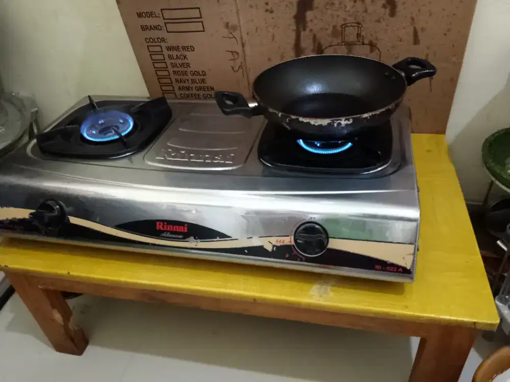 Kerja di Kedai jam malam