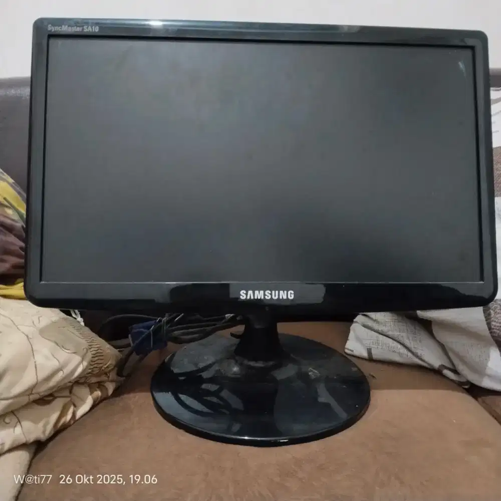 monitor merk samsung