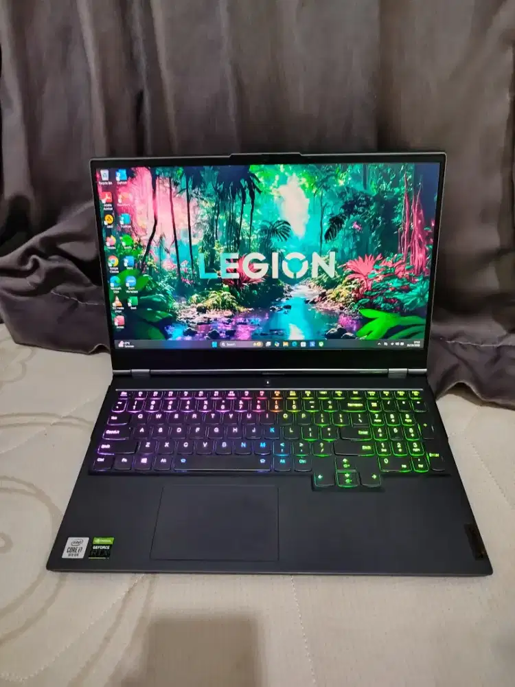 Lenovo Legion 7 15IMH05 81YT