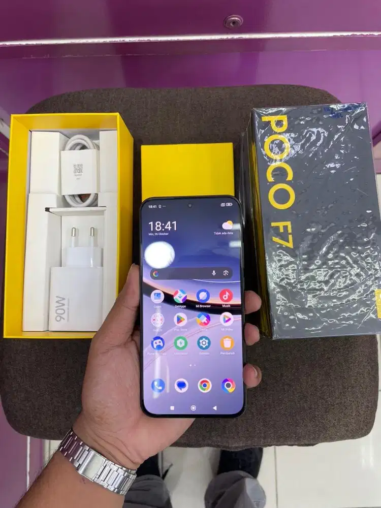 Poco F7 12/512 fullset