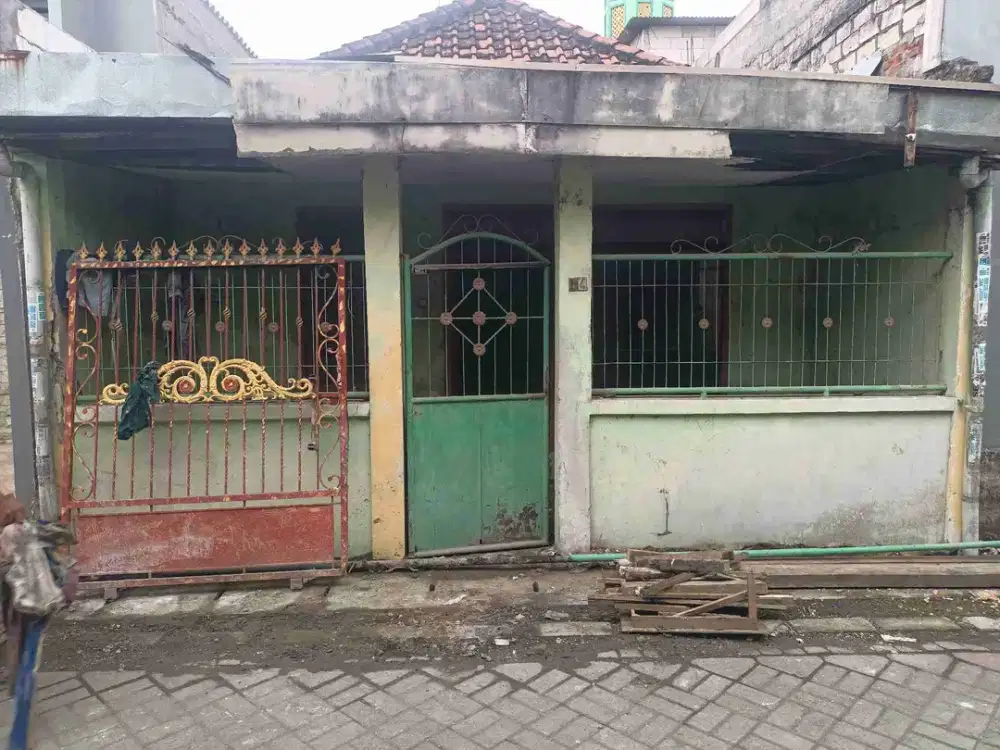 Di Jual Rumah Hitung Tanah Klakah Rejo Sememi jaya Surabaya Tidak Melewati Rell Kereta Api