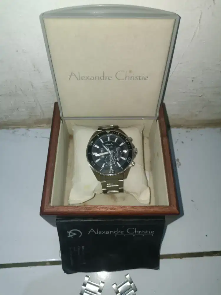 Jam tangan Alexandre Christie
