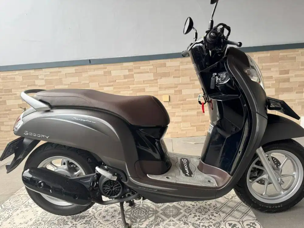 Honda Scoopy Stylish 2018, LOW KM, Kondisi Istimewa