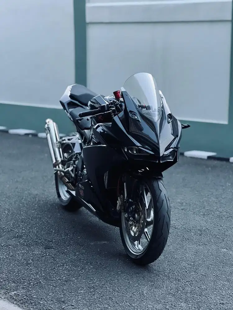 Honda CBR 250rr ( 2021 )