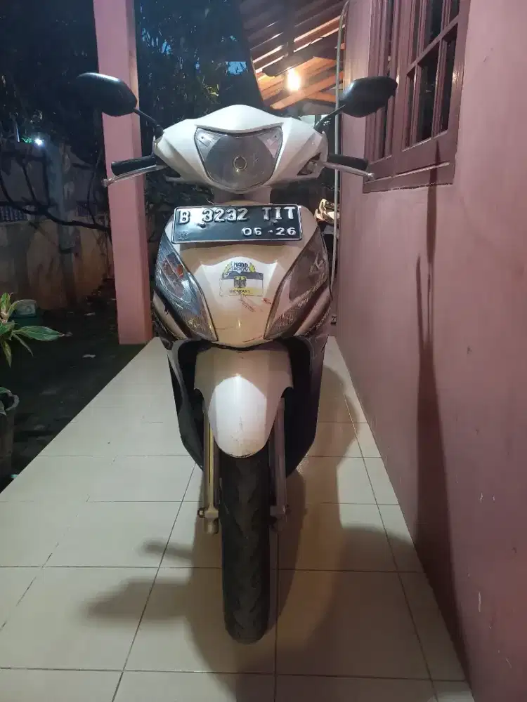 HONDA SPACY 110 Cc  Th 2011  Putih Hitam